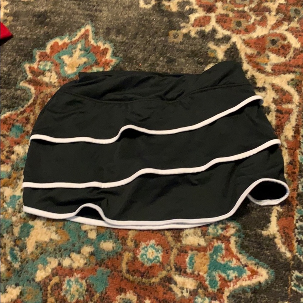 Black and white skort